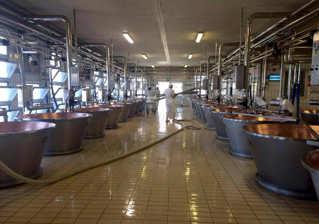 B&B Antica Cascina Boretto Bagian luar foto